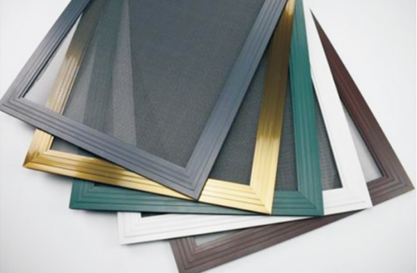 expanded mesh fence