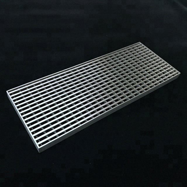 expanded mesh fence